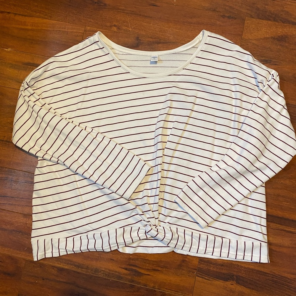 Old navy sweater